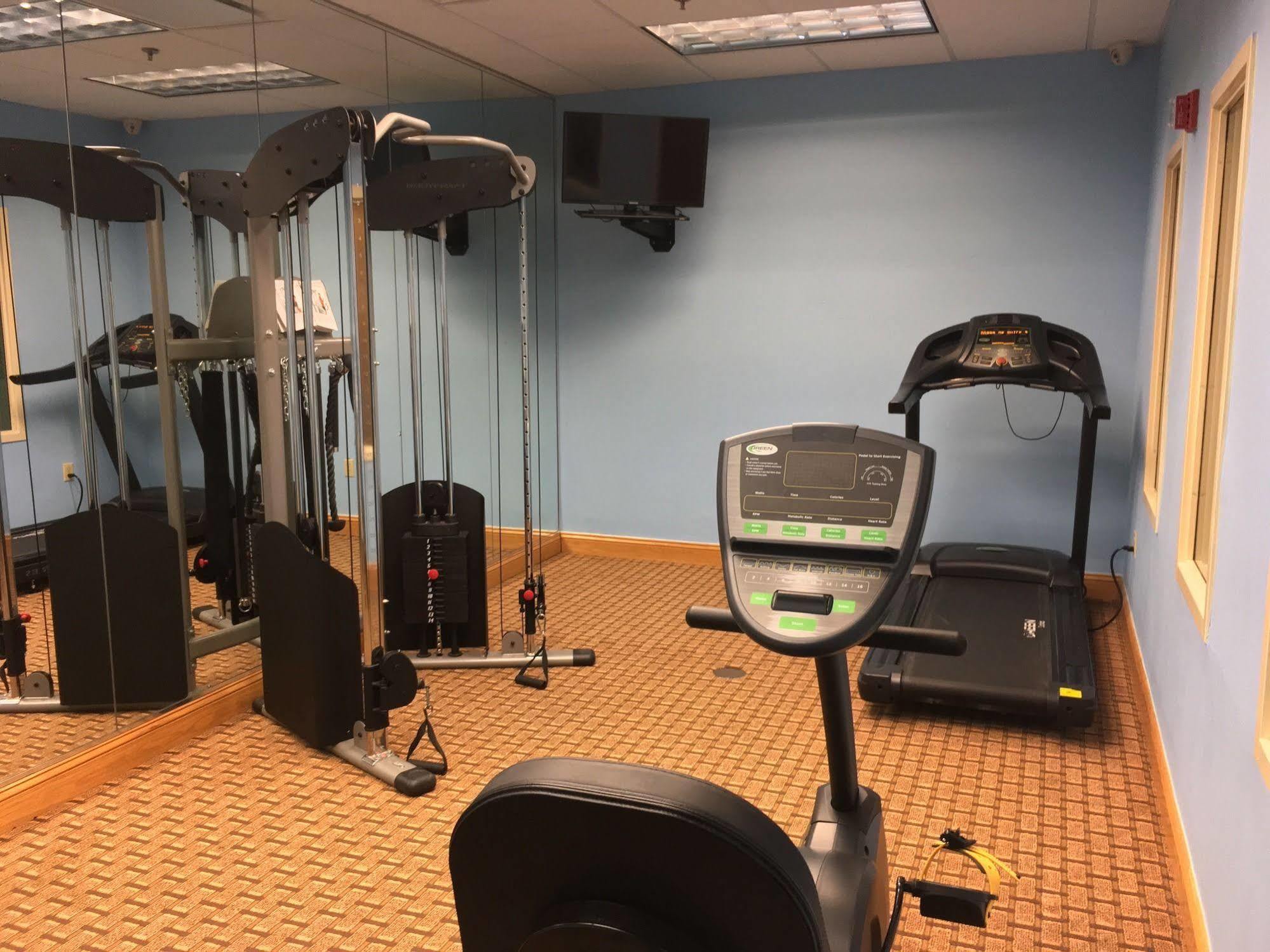 Baymont By Wyndham Fort Myers Airport Екстер'єр фото